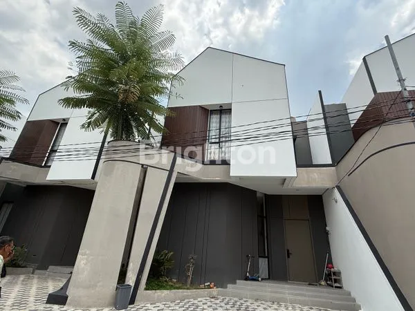 image RUMAH ASRI  DENGAN VIEW CANTIK DI RUMBAI  (2)