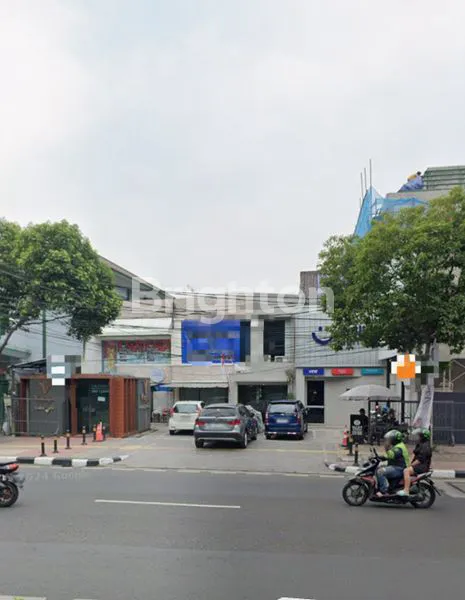 RUMAH KEBAYORAN BARU, JAKARTA SELATAN UNTUK USAHA