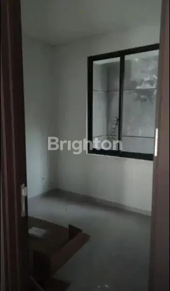 image RUMAH BARU DI KEBAYORAN HARMONI BINTARO TANGERANG SELATAN (4)