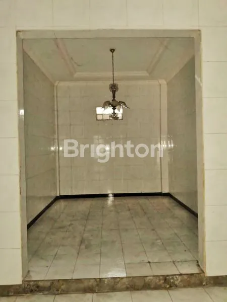 image RUMAH HOOK MEWAH LT 600 M2 DI PERMATA GATSU, DENPASAR, BALI | LOKASI STRATEGIS DEKAT PUSAT KOTA DAN TEMPAT WISATA (2)