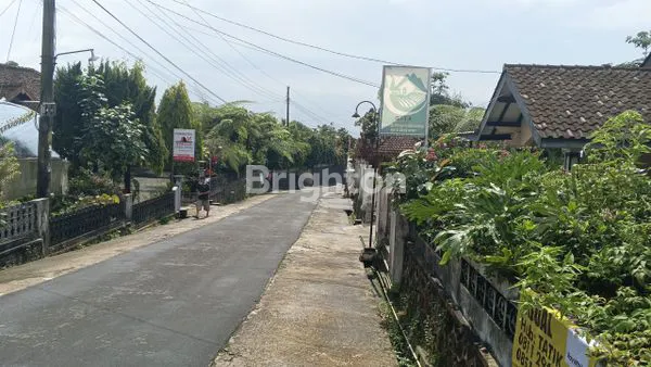image TANAH 1.055 M2 DI KEMUNING KARANGANYAR (4)