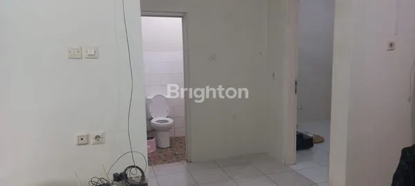 image RUMAH DI JUAL DI KOMP BOTANICA (5)