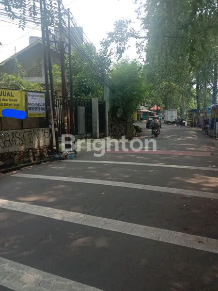 image RUMAH DAN TANAH LUAS 412M² PALMERAH KEMANGGISAN DAN KEBAYORAN LAMA POSISI JALANAN 2 JALUR MOBIL (3)