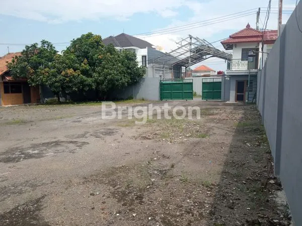 image GUDANG TANAH AREA MANYAR GRESIK (2)