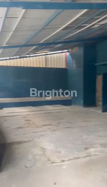 image GUDANG+OFFICE SIAP PAKAI DI KOMPLEK PERGUDANGAN FACTO (3)