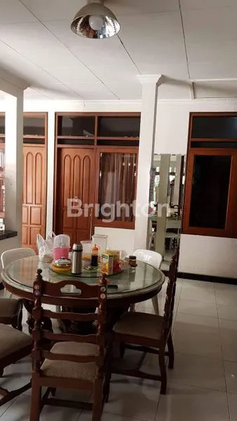 image RUMAH MEWAH DI BANYUMANIK (7)