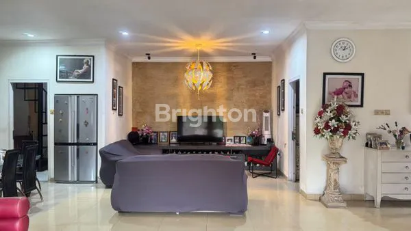 image RUMAH HOEK 2 LANTAI, LT 202M² DI METRO PERMATA (6)