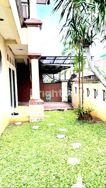 image RUMAH HOEK 2 LANTAI, LT 202M² DI METRO PERMATA (3)