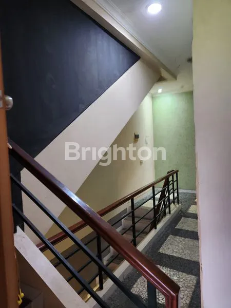 image RUKO 3 LANTAI PUSAT BISNIS GADING SERPONG FULL RENOV SIAP PAKAI (7)