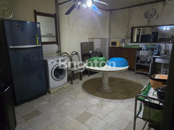 image RUMAH STRATEGIS DEKAT UNIVERSITAS INDONESIA SALEMBA MENTENG JAKARTA PUSAT (7)