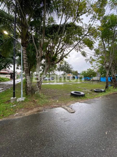 image DIJUAL RUMAH MEWAH TEPI PANTAI-MANGGAR BARU BALIKPAPAN TIMUR (2)