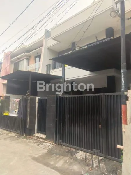 image RUMAH GADING ELOK 2 LANTAI SIAP HUNI (1)