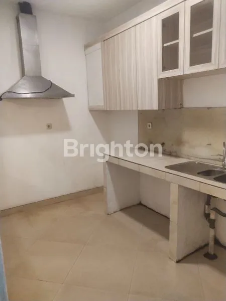 image RUMAH GADING ELOK 2 LANTAI SIAP HUNI (5)