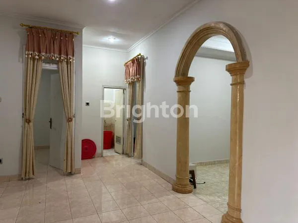 image RUMAH SIAP HUNI DI GRAHA RAYA BINTARO TANGERANG SELATAN (3)