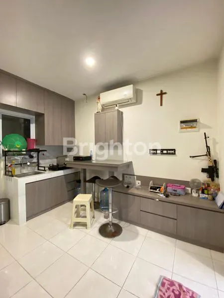 image RUMAH MINIMALIS CLUSTER MARTINEZ SEMI FURNISHED SIAP HUNI (3)