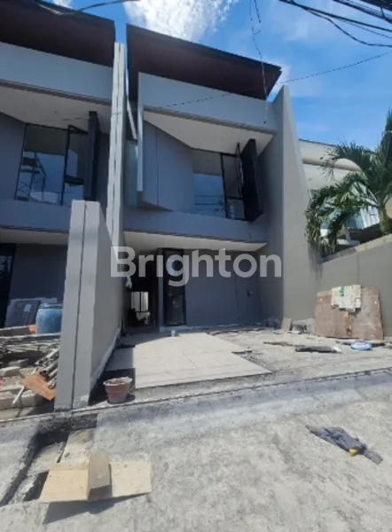 image RUMAH RUNGKUT BARU GRESS 1M AN DEKAT SUPERINDO, YAKAYA, MIE MAPAN, UPN (1)