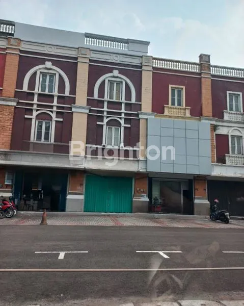 image RUKO 3 LANTAI PUSAT BISNIS GADING SERPONG FULL RENOV SIAP PAKAI (1)