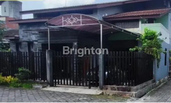 image RUMAH MEWAH 2 LANTAI DEKAT MONJALI & UGM-YOGYA (1)