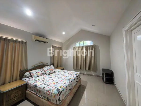 image RUMAH FULL FURNISH DI  LIPPO KARAWACI TANGERANG   (6)