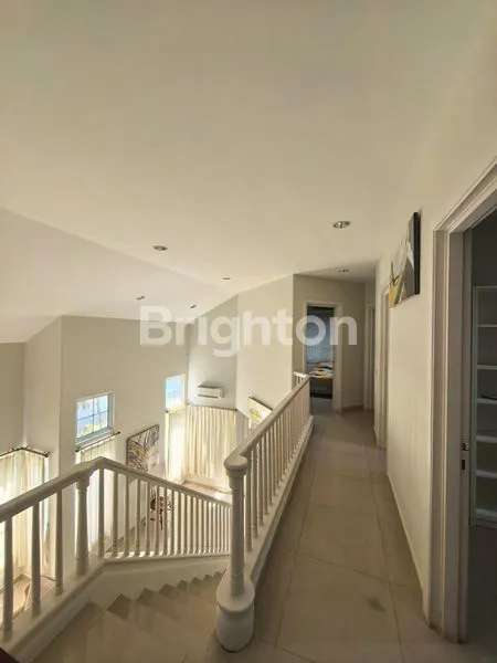 image RUMAH FULL FURNISH DI  LIPPO KARAWACI TANGERANG   (5)