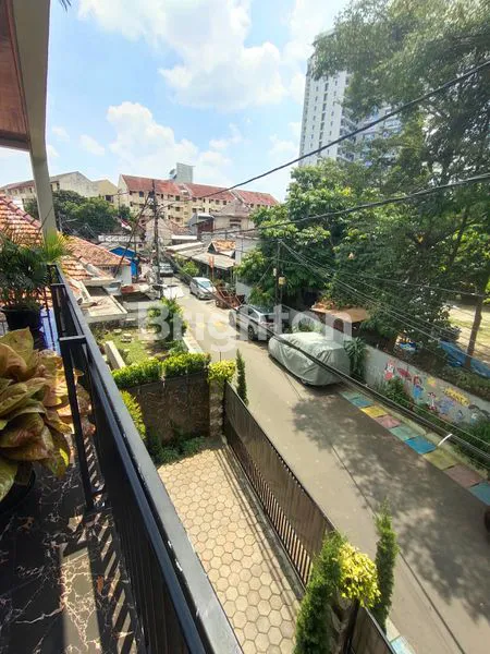 image INVESTASI KOST 51 KAMAR, HASIL MENGGIURKAN JAKARTA PUSAT (7)