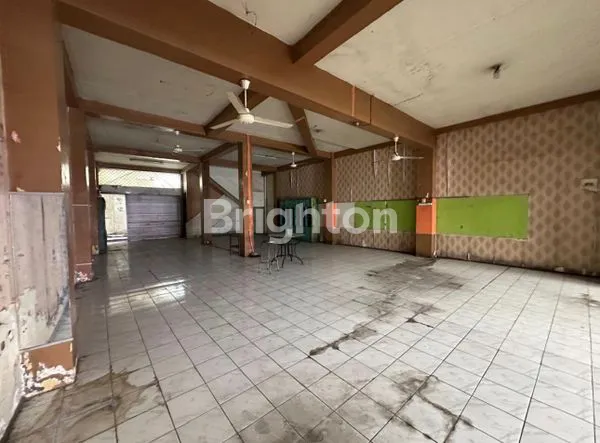 image RUANG USAHA STRATEGIS MAKAM HAJI KARTASURA SOLO (4)