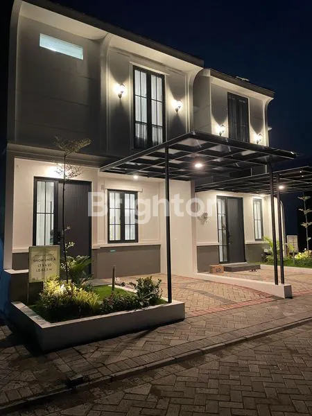 image RUMAH 2 LANTAI SHM DI MEDOKAN AYU (1)