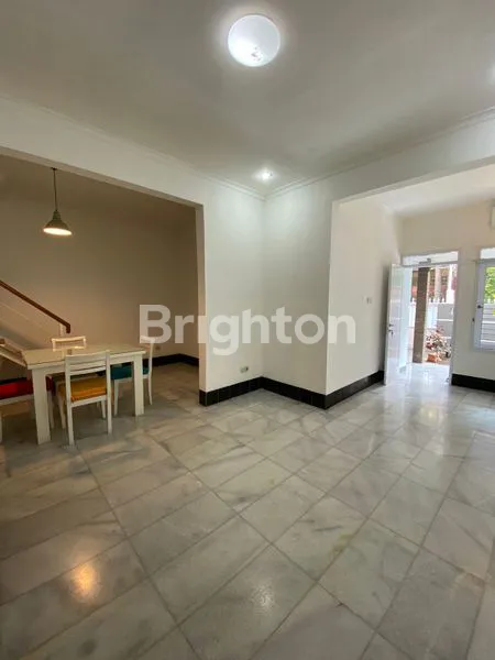 image RUMAH 2 LTN SIAP HUNI LT 120 DI KRAMAT JATI (6)