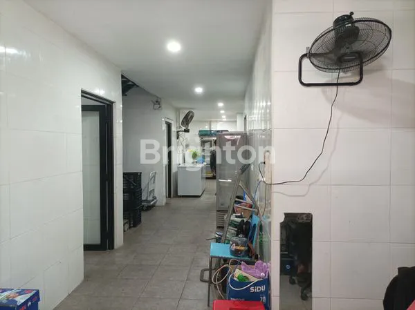 image DIJUAL CEPAT EX RUMAH PRODUKSI ROTI, 2 LANTAI DI JALAN SINGOSARI SEMARANG (8)