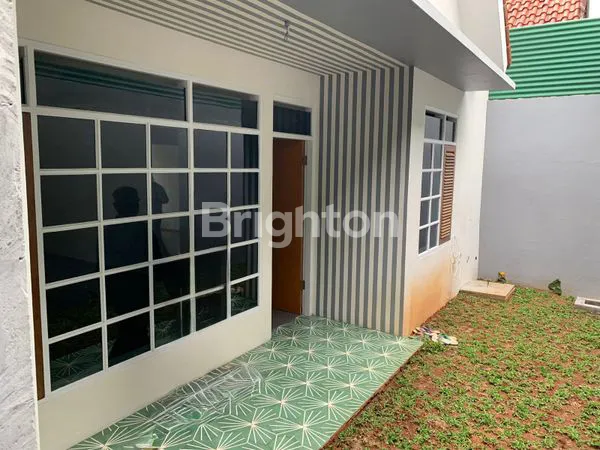image JUAL RUMAH CANTIK DAN TERAWAT, SIAP HUNI DI LOKASI STRATEGIS (3)