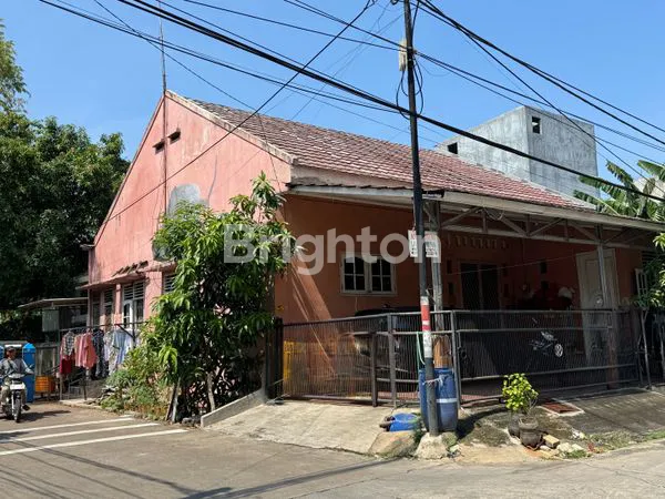 image DIJUAL RUMAH HOEK DI KELAPA GADING JAKARTA UTARA (1)