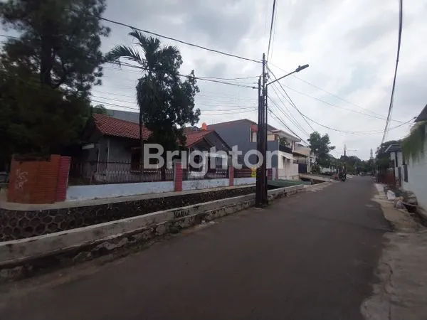 image RUMAH DI UTAN KAYU SELATAN MATRAMAN JAKARTA TIMUR (8)