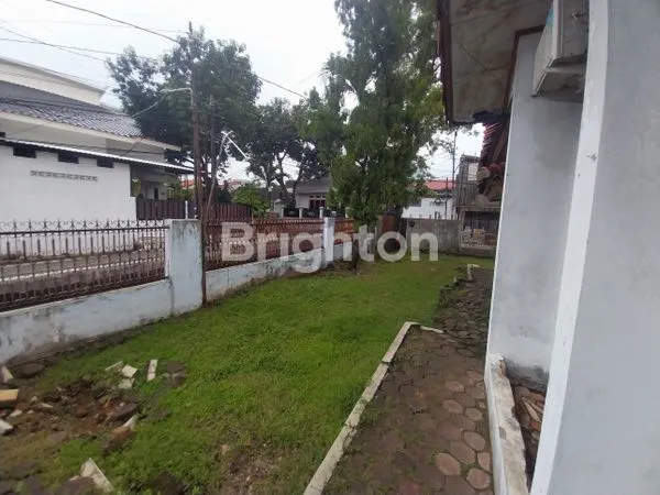 image RUMAH DI UTAN KAYU SELATAN MATRAMAN JAKARTA TIMUR (3)