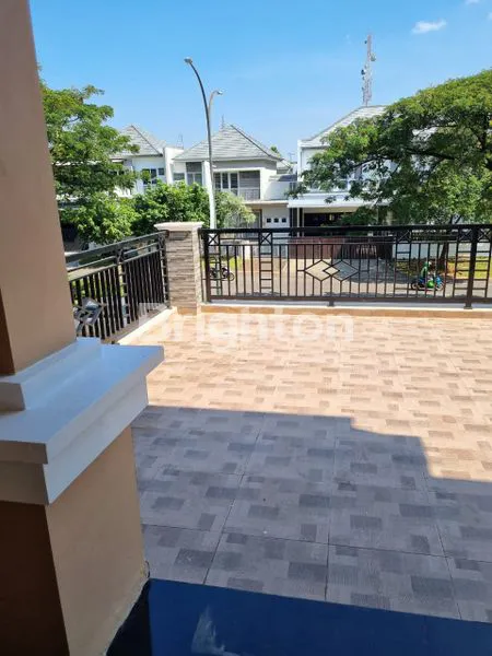 image RUMAH LUXURY BOULEVARD KOTA WISATA (2)