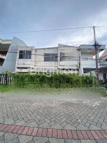 image RUMAH HITUNG TANAH DI MANYAR ROW JALAN 3 MOBIL  (1)