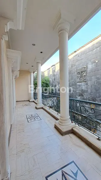 image RUMAH MEWAH VILLA PERMATA GADING HOEK SIAP HUNI (6)