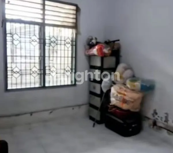 image RUMAH 3 TINGKAT DI MEDAN TIMUR  – SIAP HUNI, HARGA TERJANGKAU!\\N (4)