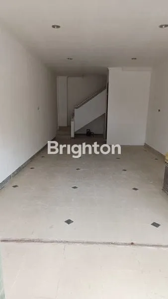image DIJUAL/ DISEWA RUKO 3 LT DI JALAN UTAMA KALIANGET KUTA (3)