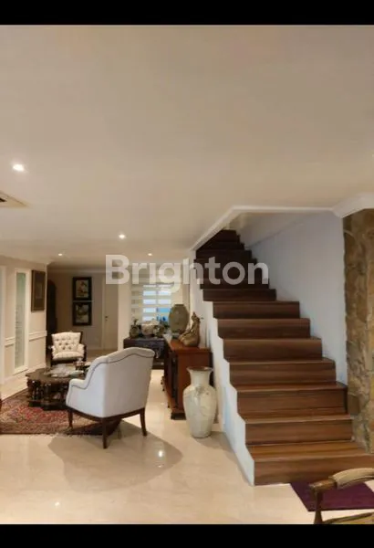 image RUMAH KANTOR DI KEBAYORAN BARU (1)