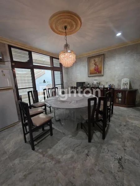 image RUMAH BESAR DAN LUAS, CEMPAKA PUTIH, JAKARTA  PUSAT (4)