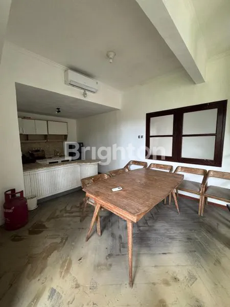 image DISEWAKAN VILLA DI UMALAS (4)