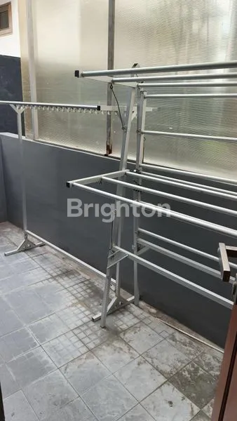 image RUMAH 2 LANTAI DESAIN MODERN MINIMALIS DISEWAKAN DI JLN  SEKAR TUNJUNG, DENPASAR TIMUR (8)