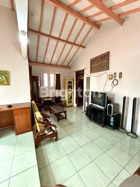 image DIJUAL RUMAH 2 LANTAI FURNISHED DI KAYURINGIN, BEKASI SELATAN (4)