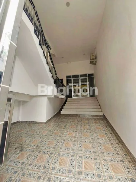 image RUMAH BAGUS 3LT 4KT 75M² DI TELUKGONG (2)