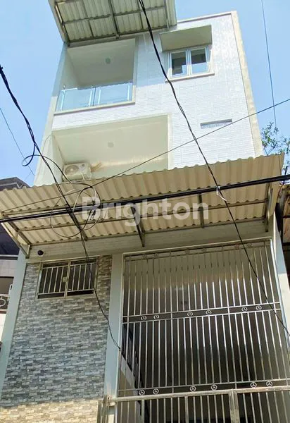 image RUMAH BAGUS 3LT 4KT 75M² DI TELUKGONG (1)