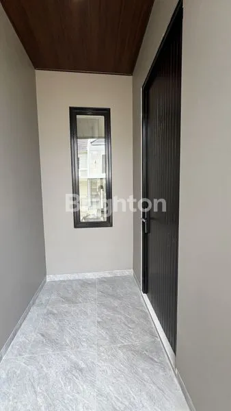 image RUMAH BARU 4KT DI VANYA PARK BSD, FULL RENOVASI (7)