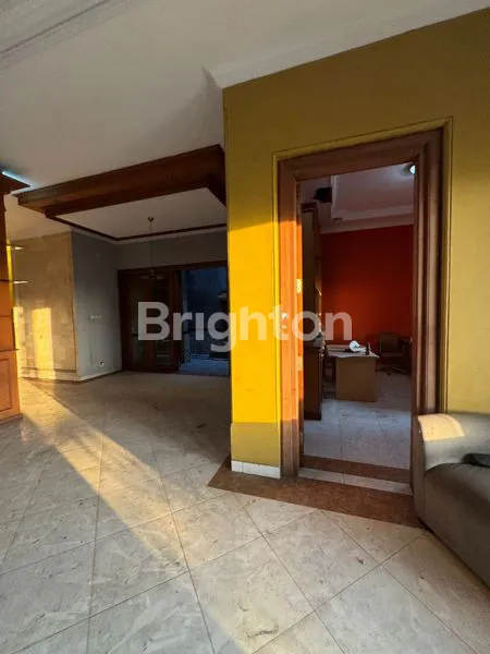 image DISEWAKAN RUKO DAN RESTO DI SUNSETROAD BALI (7)