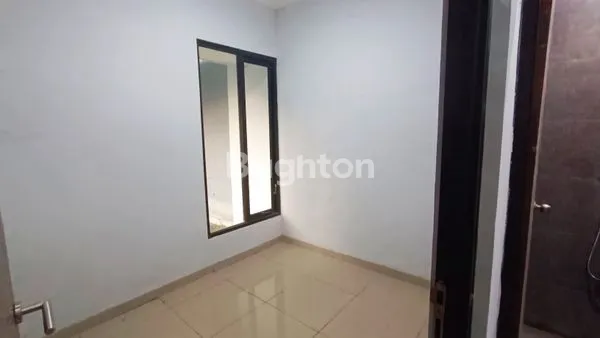 image RUMAH POJOK GRIYA KARTIKA CEMANDI SEDATI SIDOARJO LT 171M SHM, SIAP HUNI (4)