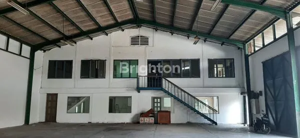 image GUDANG STRATEGIS DI TEBET – JAKARTA SELATAN (3)