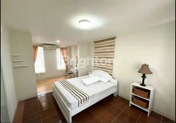 image RUMAH SEWA TAHUNAN SIAP HUNI MEDITERANIA1 SENTUL CITY (3)